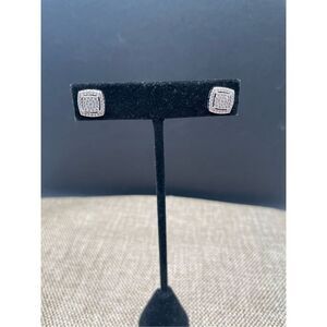 TRUMIUM Sterling Silver Pierced Earrings Gold Silver Diamond Layered Studs Unise